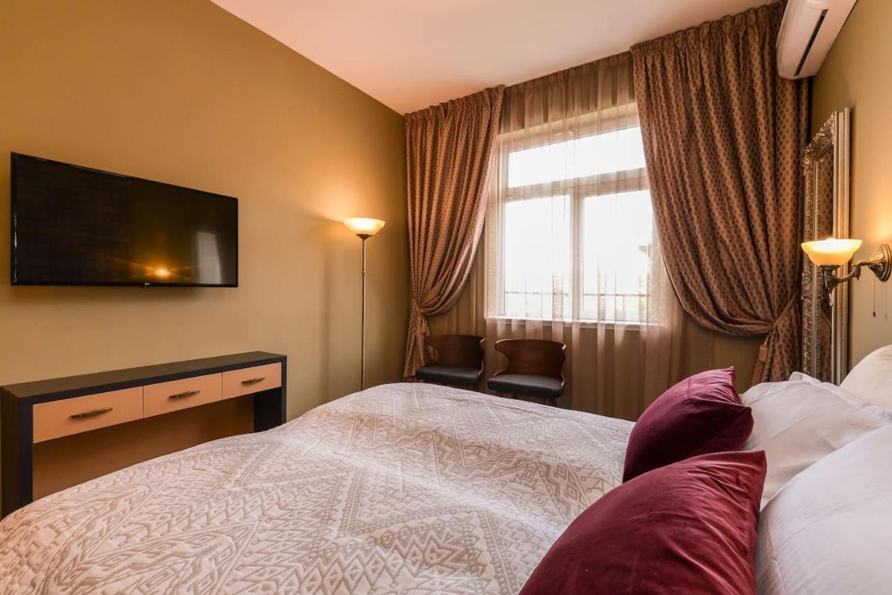 Sofia Dream Apartments - Jazzy Two Bedroom Suite By Flat Mаnager מראה חיצוני תמונה